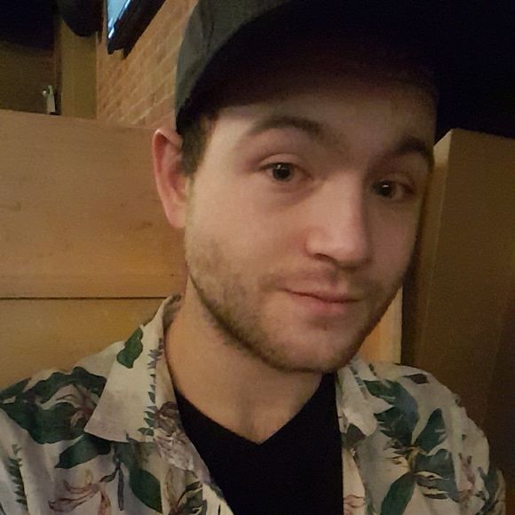 Meet your Posher, Andrew - Picture 1 of 1